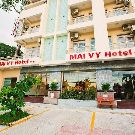 Mai Vy Hotel Trang Bang Экстерьер фото